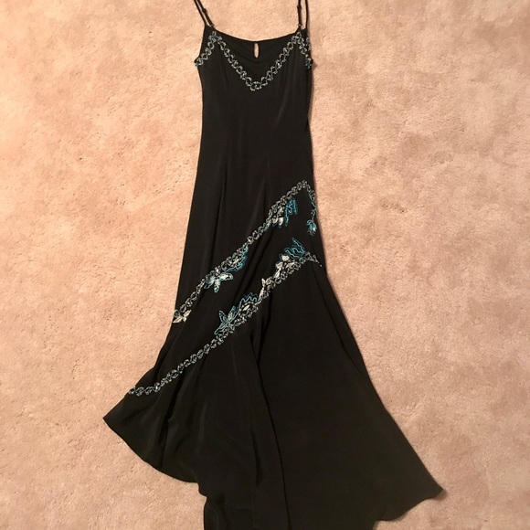 Cache Beaded Cocktail Dress - Picture 4 of 6